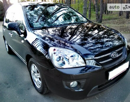 Kia Carens 2008 року