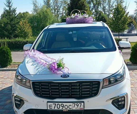 Kia Carnival 2020 года