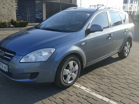 Kia Ceed SW 2008 года