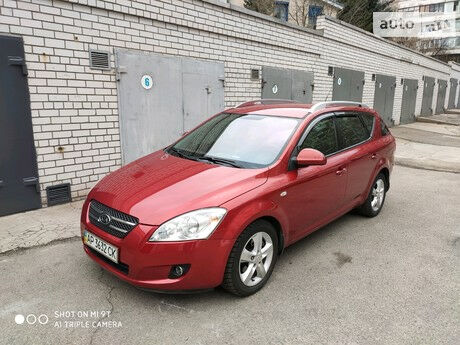 Kia Ceed SW 2008 року