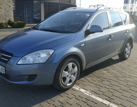 Kia Ceed SW 2008 року