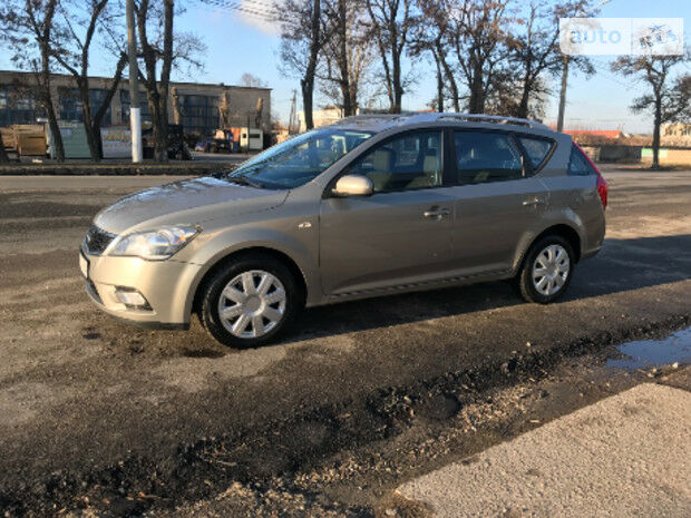 Kia Ceed 2010 года