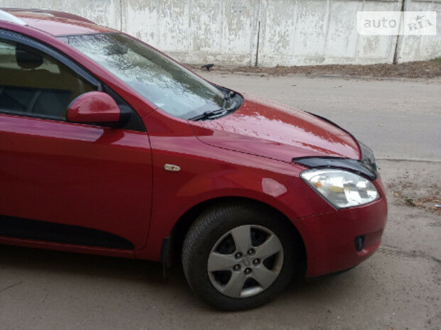 Kia Ceed 2008 года