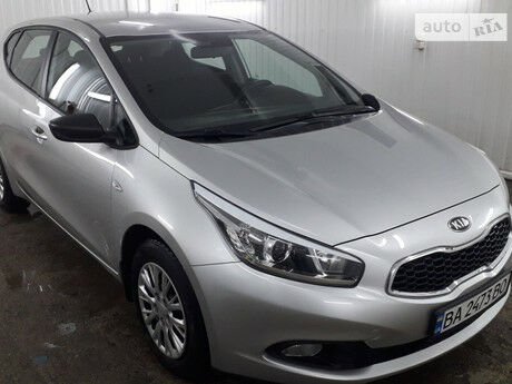 Kia Ceed 2013 года