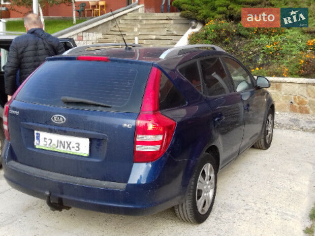 Kia Ceed 2009 года