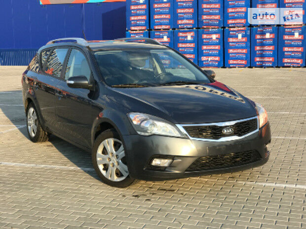 Kia Ceed 2010 року