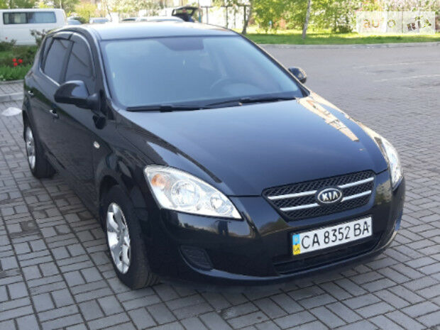 Kia Ceed 2009 года