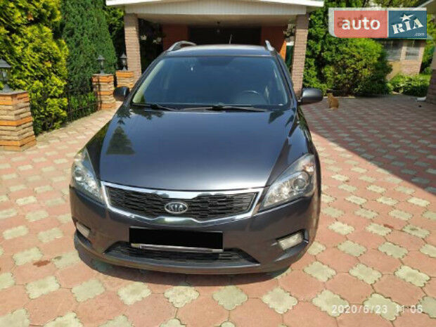 Kia Ceed 2012 року