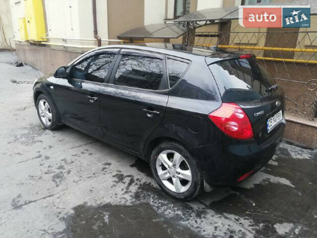 Kia Ceed 2008 року
