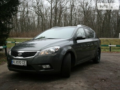 Kia Ceed 2010 года