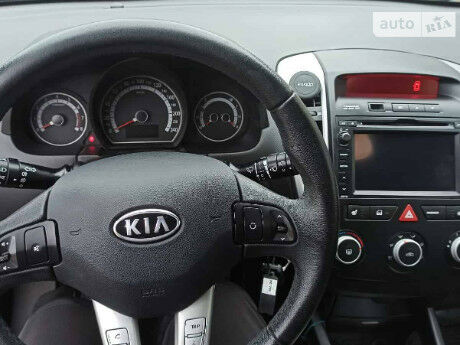 Kia Ceed 2012 года