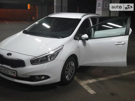 Kia Ceed 2013 года