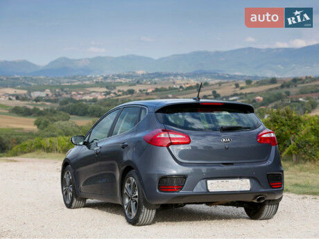 Киа Сид 2008 року Kia Ceed 2008 року