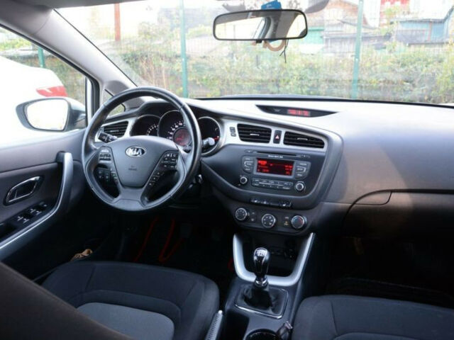 Kia Ceed 2013 года