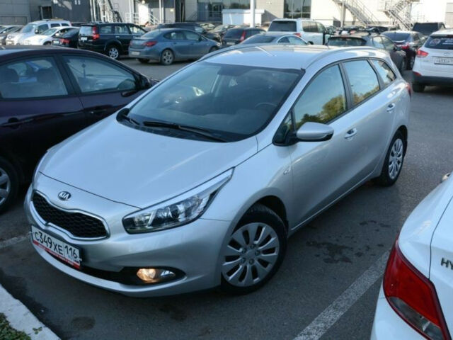 Kia Ceed 2013 года