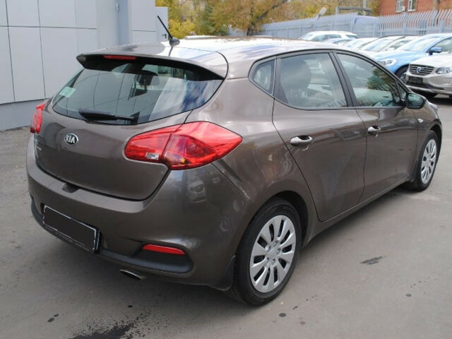 Kia Ceed 2012 года