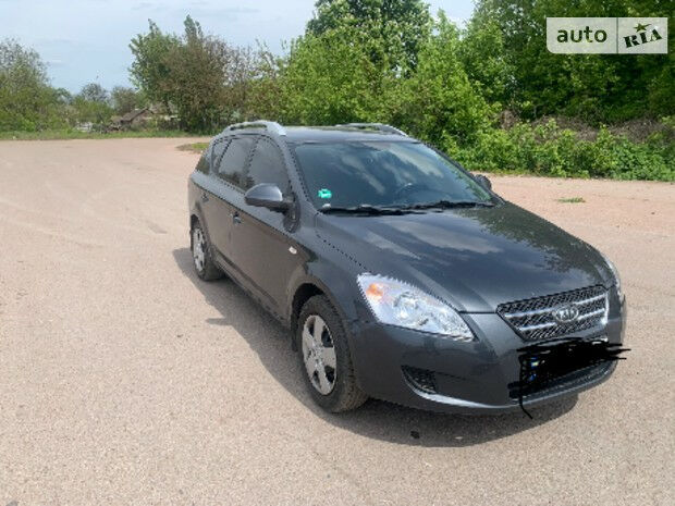 Kia Ceed 2009 года