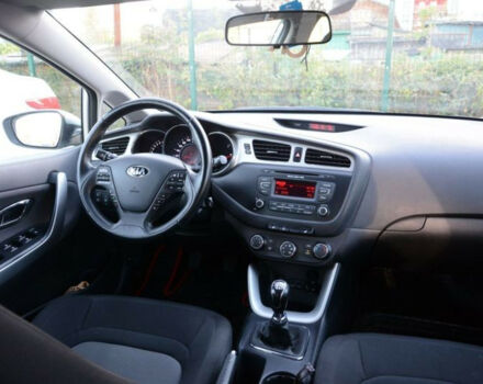 Kia Ceed 2013 года