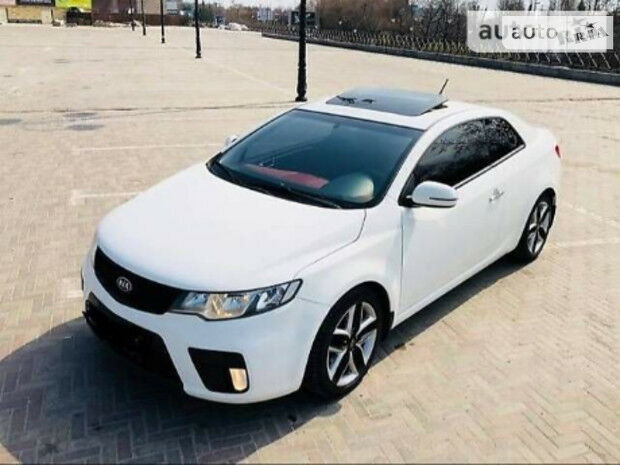 Kia Cerato 2012 года