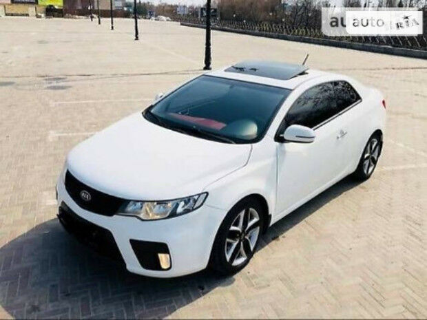 Kia Cerato 2012 года