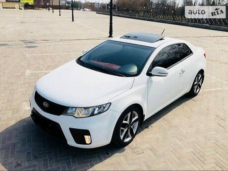 Киа Черато 2012 года Kia Cerato 2012 года