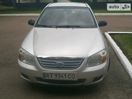 Киа Черато 2006 года Kia Cerato 2006 года