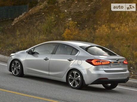 Kia Cerato 2008 года