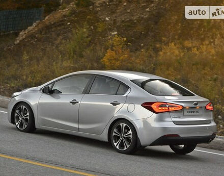 Kia Cerato 2007 года
