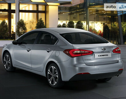 Kia Cerato 2007 года