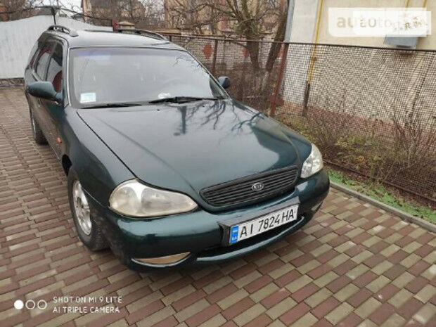 Kia Clarus 1998 року