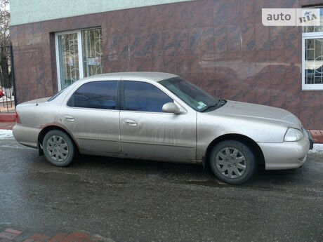 Kia Clarus 1997 года