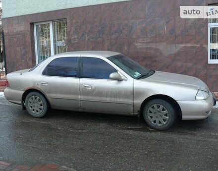 Kia Clarus 1997 року