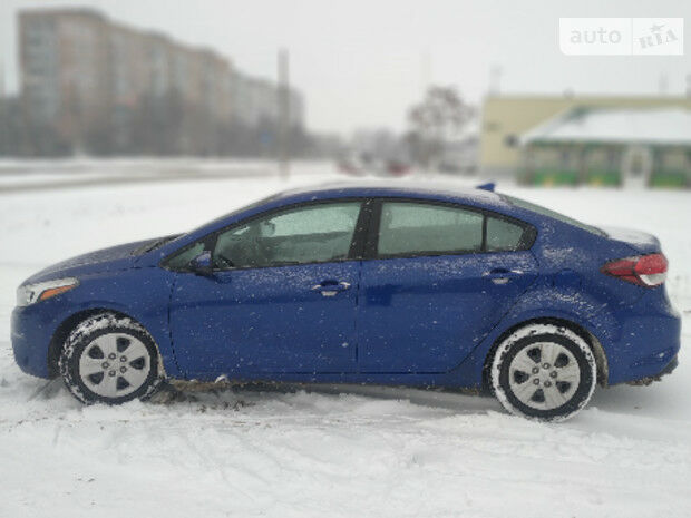 Kia Forte 2017 года