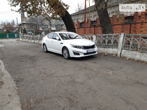 Kia K5 2013 року