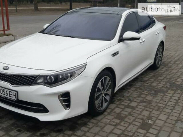 Kia K5 2016 года