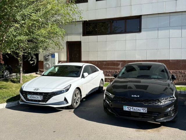 Kia K5 2023 року