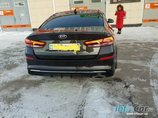 Kia Optima 2019 года