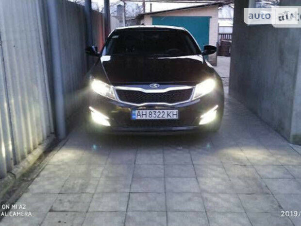 Kia Optima 2011 року