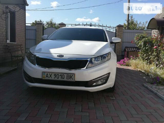 Kia Optima 2012 року