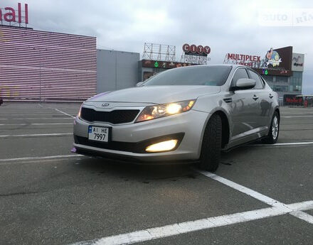 Kia Optima 2011 року