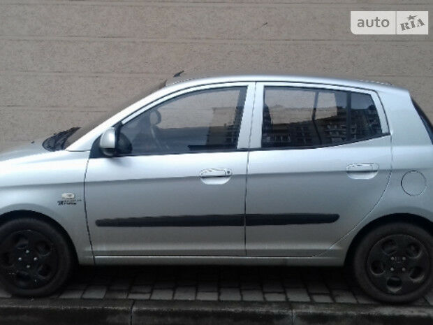 Kia Picanto 2008 года