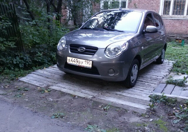 Kia Picanto 2010 року