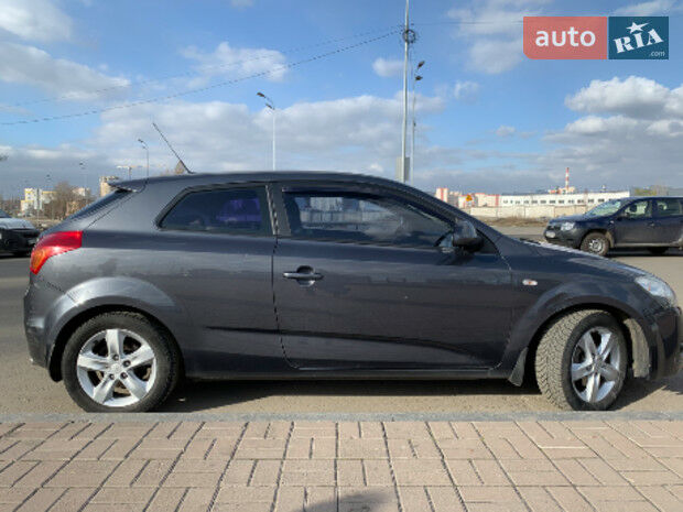 Kia ProCeed 2008 года