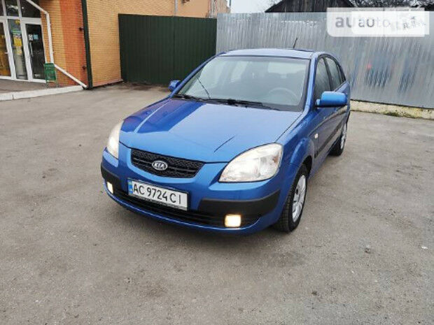 Kia Rio 2005 года