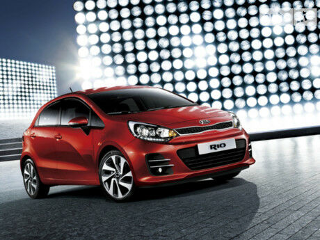 Kia Rio 2013 року