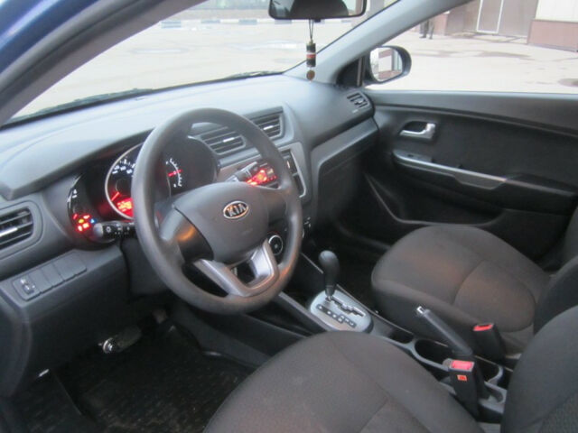 Kia Rio 2012 року