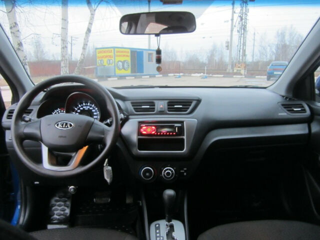 Kia Rio 2012 року