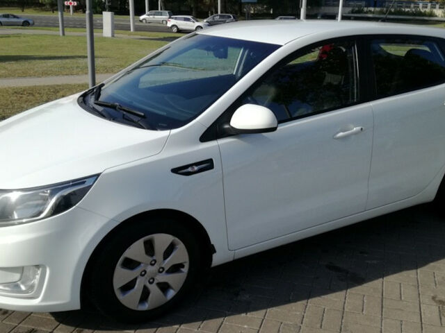 Киа Рио 2014 года Kia Rio 2014 года