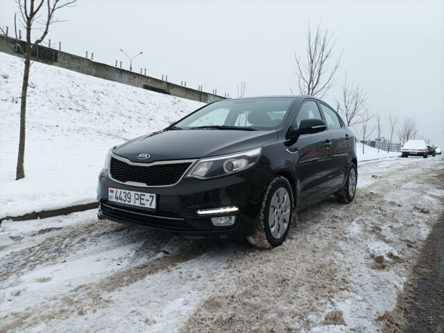 Kia Rio 2015 року