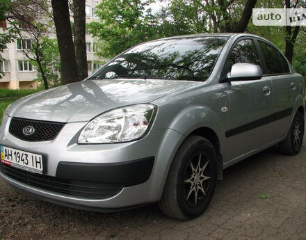 Kia Rio 2009 року